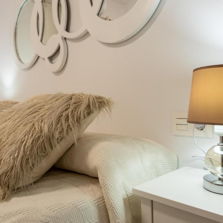 CENTER DELUXE II - One-Bedroom Apartment - 24