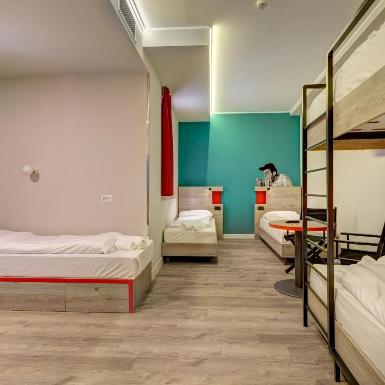 MEININGER Roma Termini - Posto Letto in Dormitorio Femminile con 5 Letti - 3