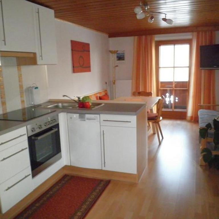 Gästeheim Pötscher - Comfort Apartment mit 2 Schlafzimmern und Balkon - 8