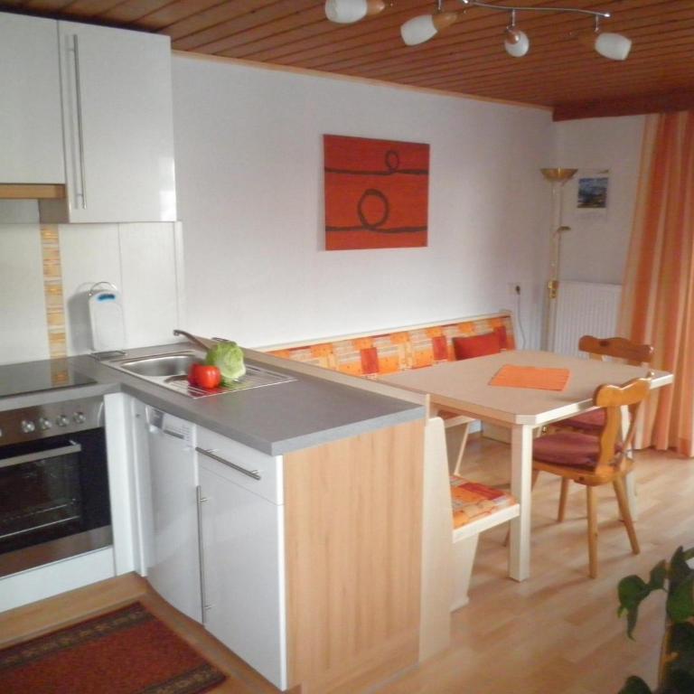 Gästeheim Pötscher - Comfort Apartment mit 2 Schlafzimmern und Balkon - 7