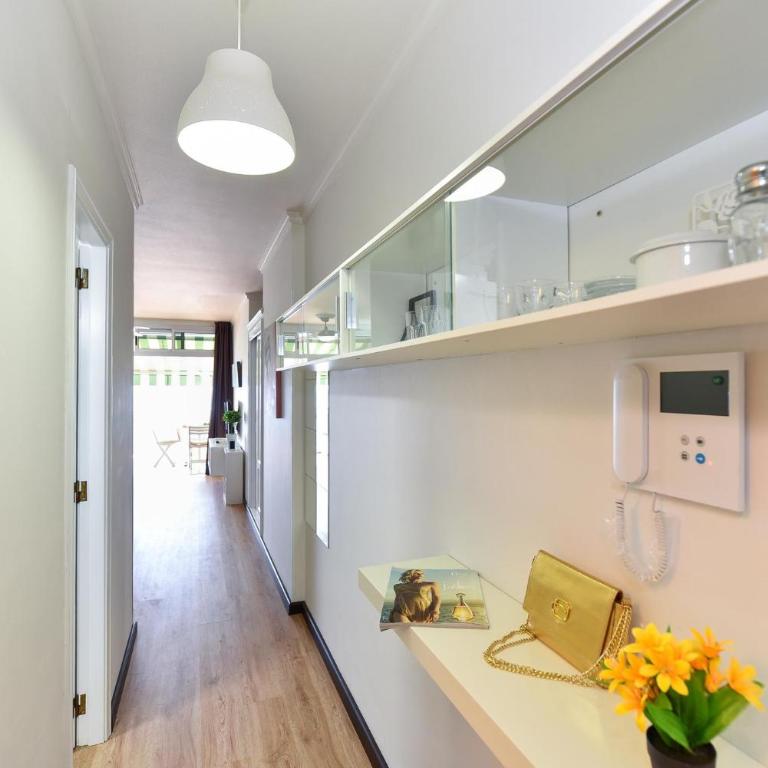 Beachfront Apartment Las Canteras LM52YY by VillaGranCanaria - Apartamento de 1 dormitorio - 13