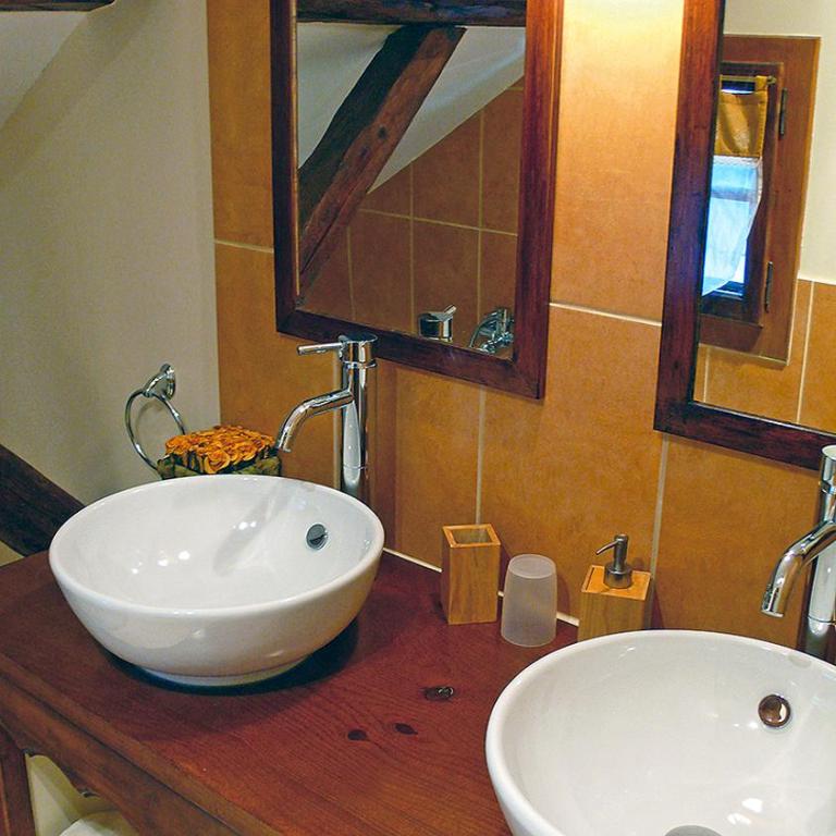 L'Ourserie B&B - Chambre Familiale - Vue sur Montagne - 4