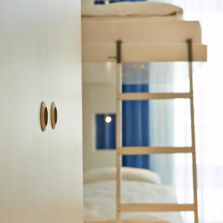 H2 Hotel München Messe - Comfort Vierbettzimmer - 3