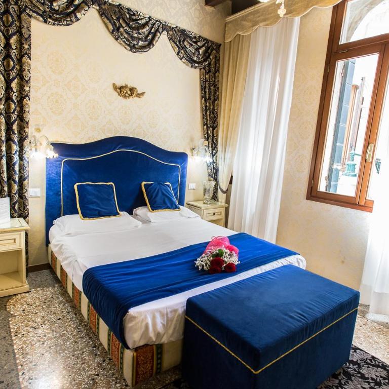 Residenza La Campana - Camera Superior Matrimoniale/Doppia con Letti Singoli - 9