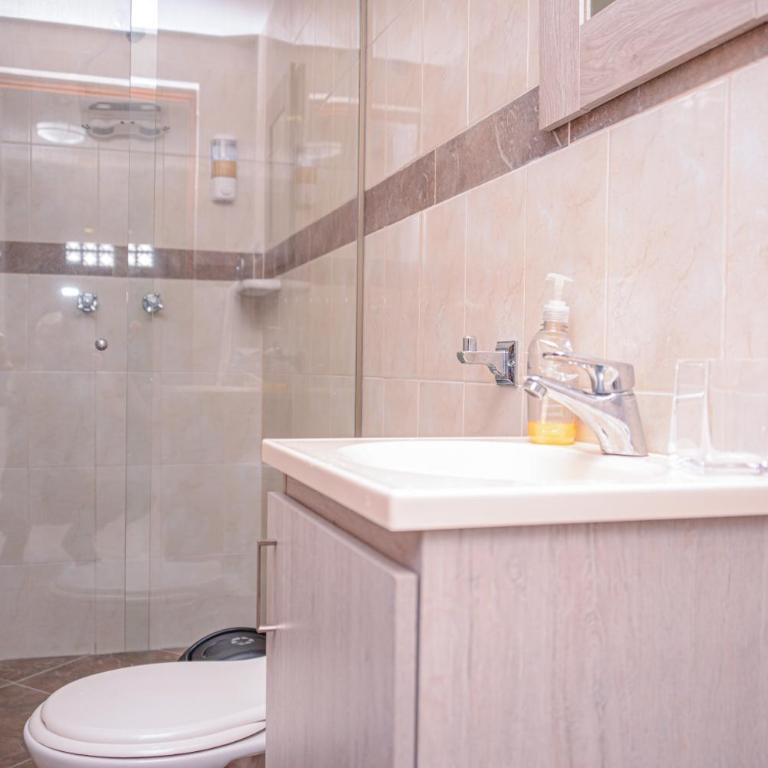 Poblado Brownstone - Three-Bedroom Apartment - 21