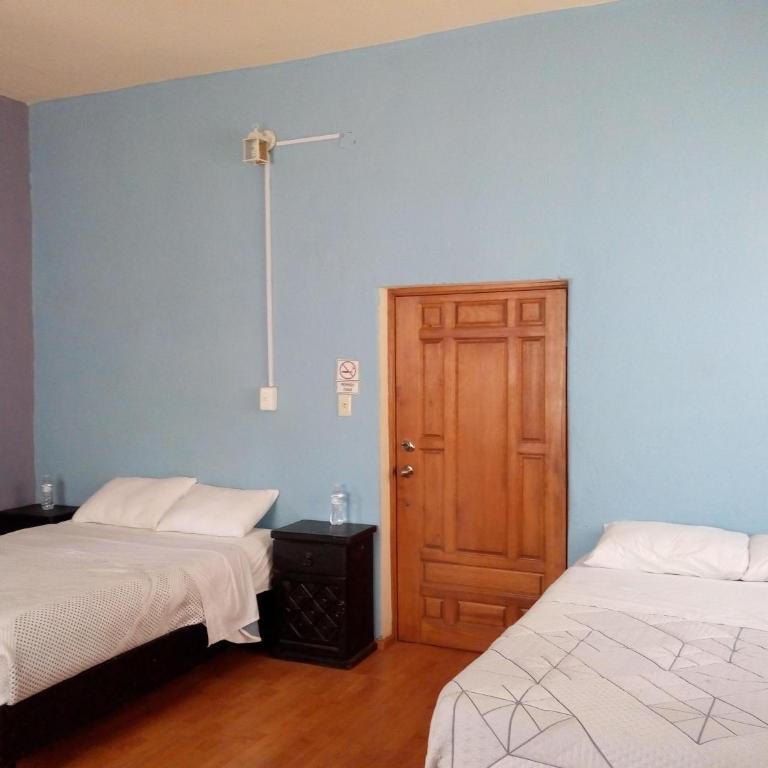 Pensión Aguayo - Apartamento Familiar - 13