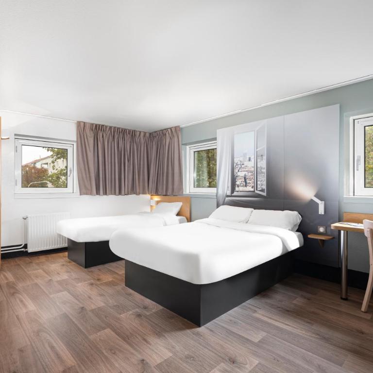 B&B HOTEL Lyon Centre Monplaisir - Chambre Triple - Accessible aux Personnes à Mobilité Réduite - 2