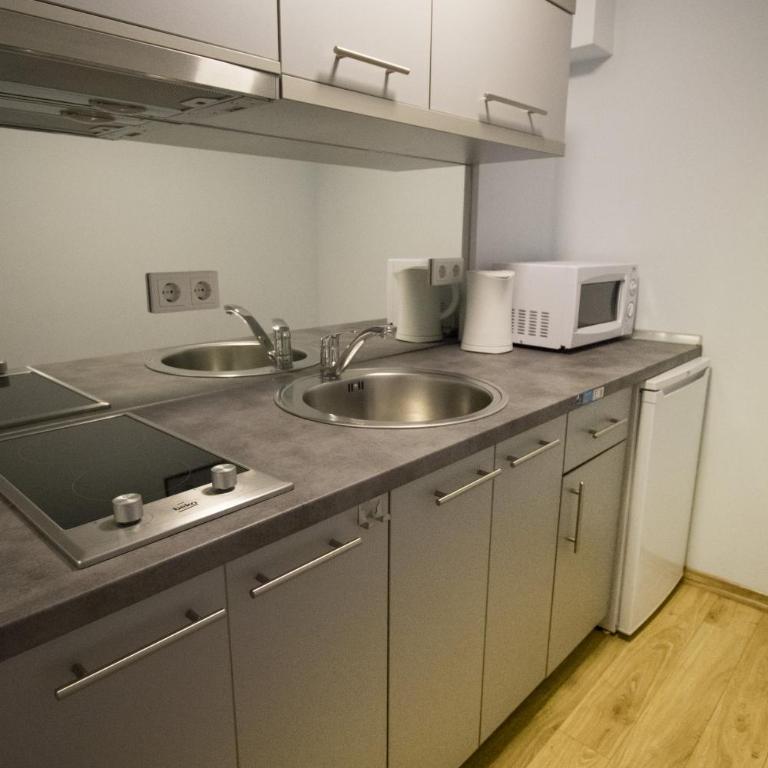 Hotel Logavina 8 Garage Parking - Studio Apartman - 4