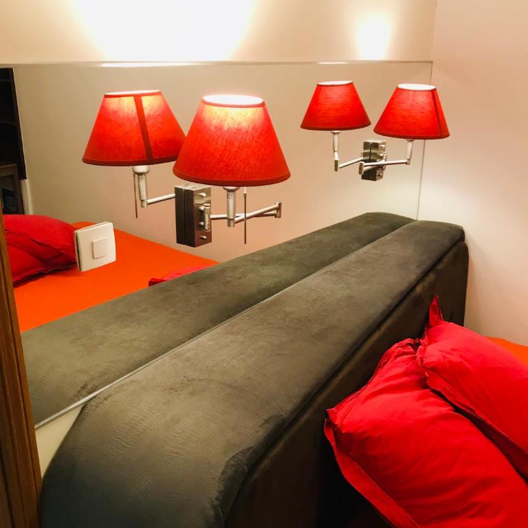 Abbesses Montmartre Apartment - Appartement Supérieur avec Sauna - 3