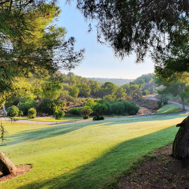 Private Solarium - Golf and Pool View - Las Ramblas 830 - Apartamento de 2 dormitorios - 43