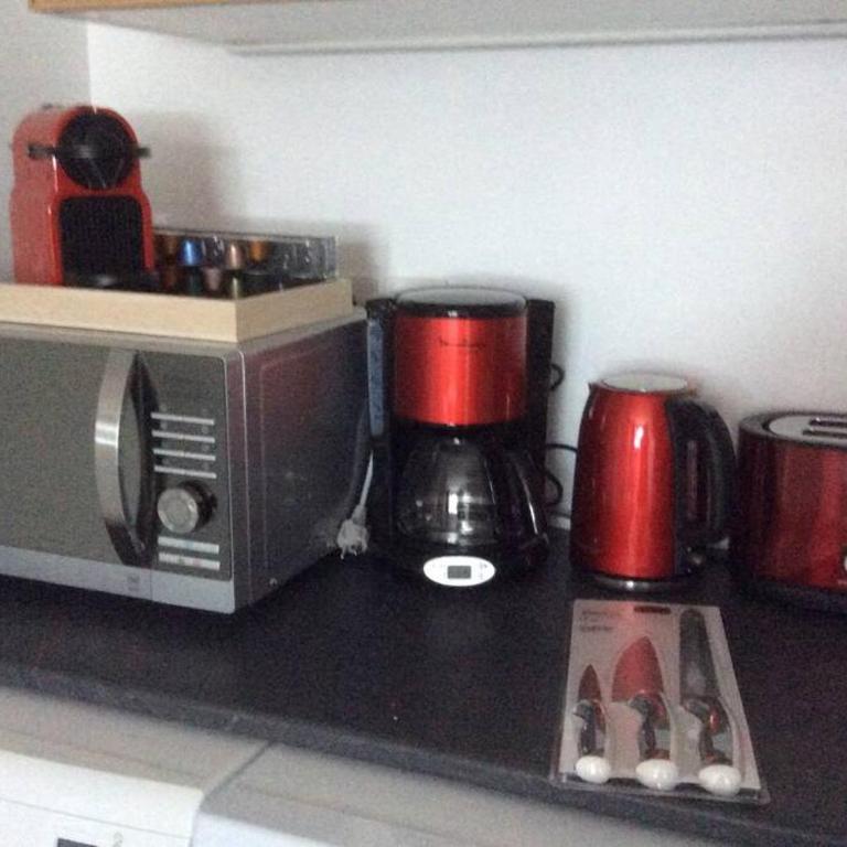 Rouge Canneberge -8 personnes- 84m2 Vue dégagée Sétaz - Appartement 3 Chambres - 8
