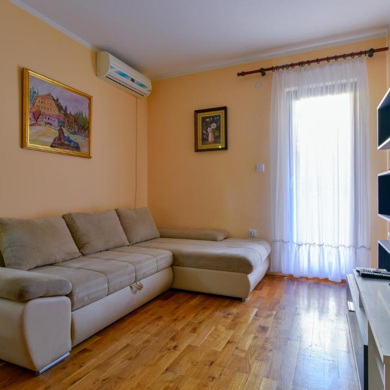 Rooms and Apartments Oregon - Apartment with Garden View - 3