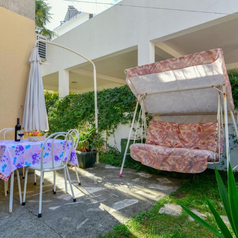 Rooms and Apartments Oregon - Apartment with Garden View - 2