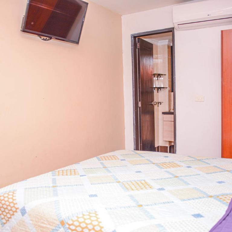 Calle 8 Suites - Two-Bedroom Apartment - 7