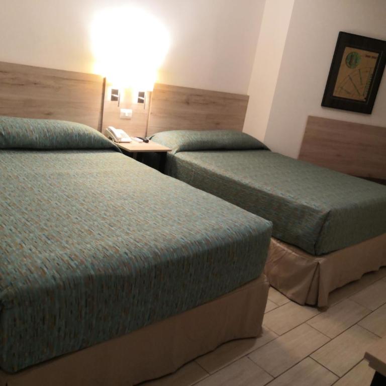Hotel Son- Mar Monterrey Centro - Standard Double Room with Two Double Beds - 4