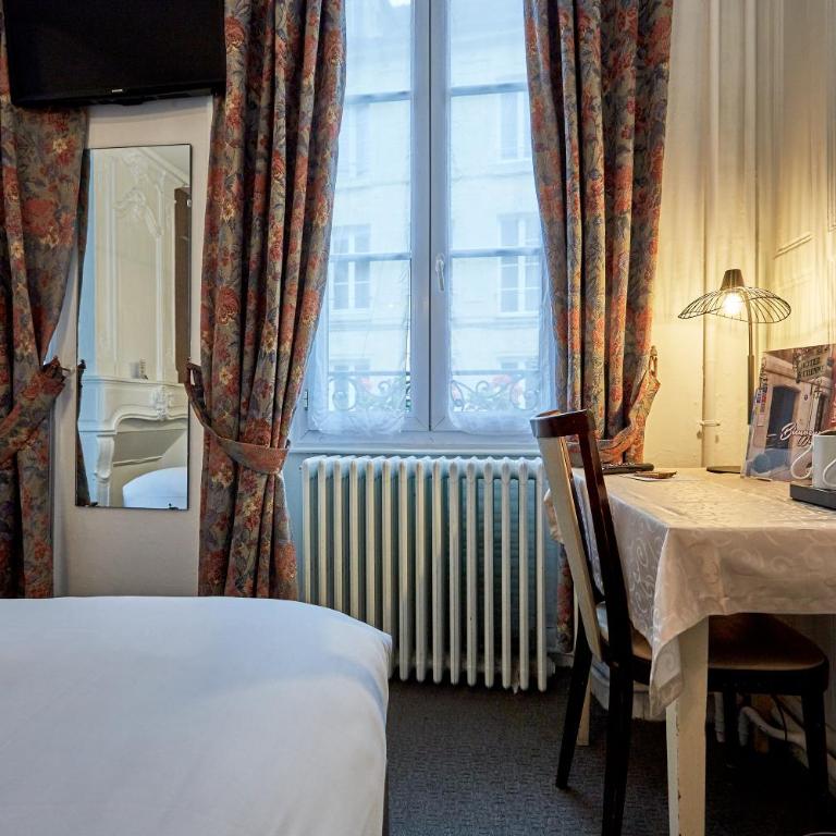 Hotel Saint Etienne - Grande Chambre Double ou Lits Jumeaux - 9