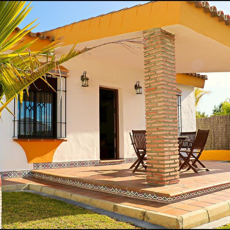 Chalet con piscina privada - Casa - 5