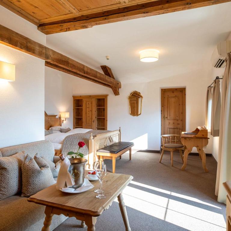Romantik Hotel Oberwirt - Comfort Double Room - 4