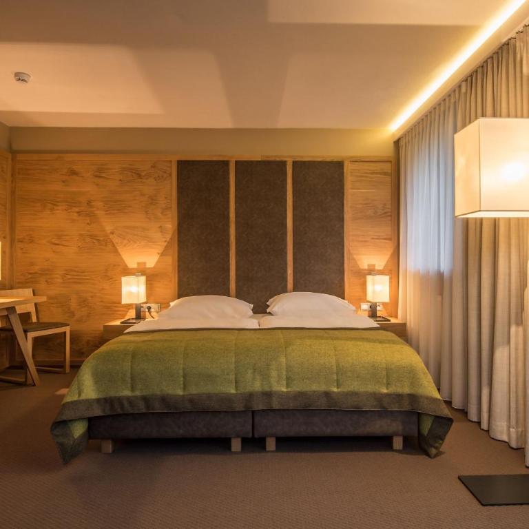 Hotel Arlara - Doppelzimmer mit Balkon - 3