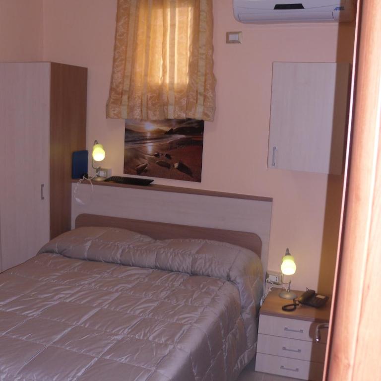 Golden Dreams B&B - Camera Matrimoniale - 10