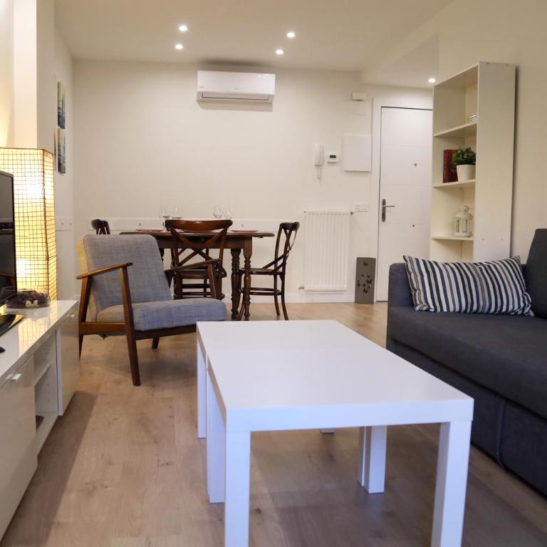 Plaza Monterrey parking opcional by Salamancavacacional - Apartment - 11