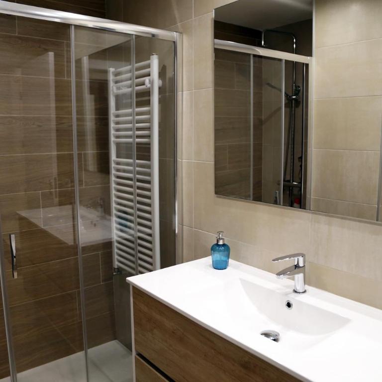 Plaza Monterrey parking opcional by Salamancavacacional - Apartment - 23