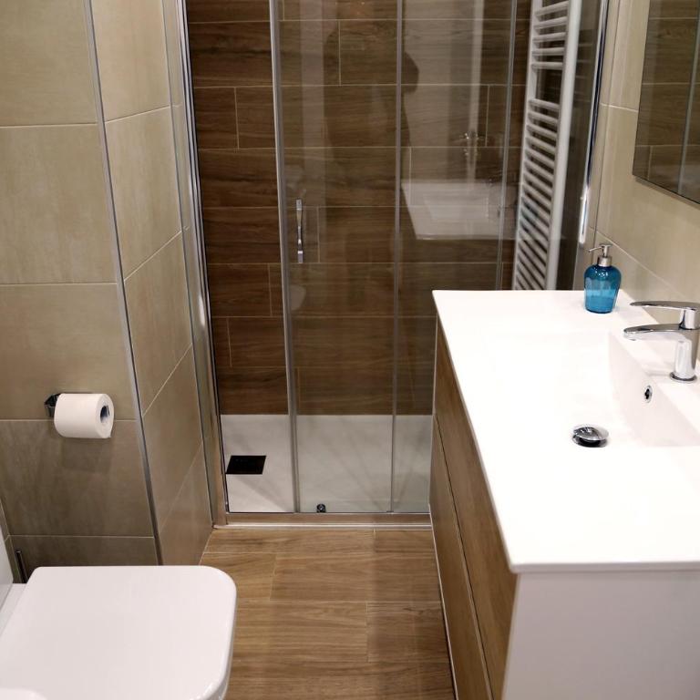Plaza Monterrey parking opcional by Salamancavacacional - Apartment - 24