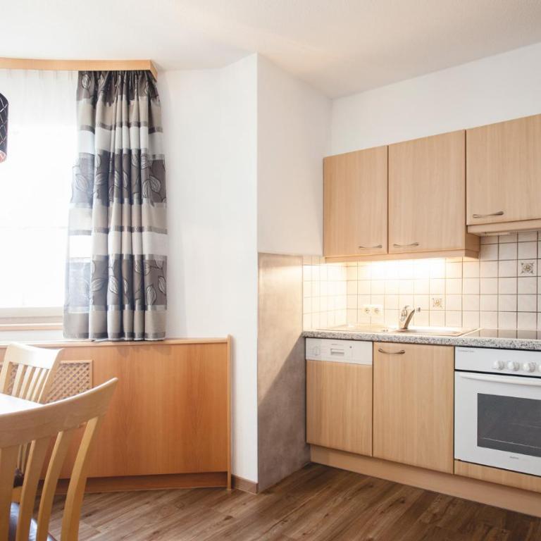 Apart Astoria - Classic Apartment mit 2 Schlafzimmern - 4