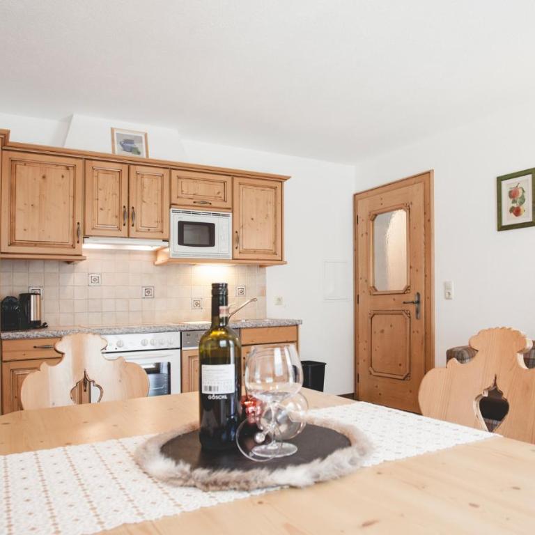 Apart Astoria - Apartment mit 2 Schlafzimmern - 4