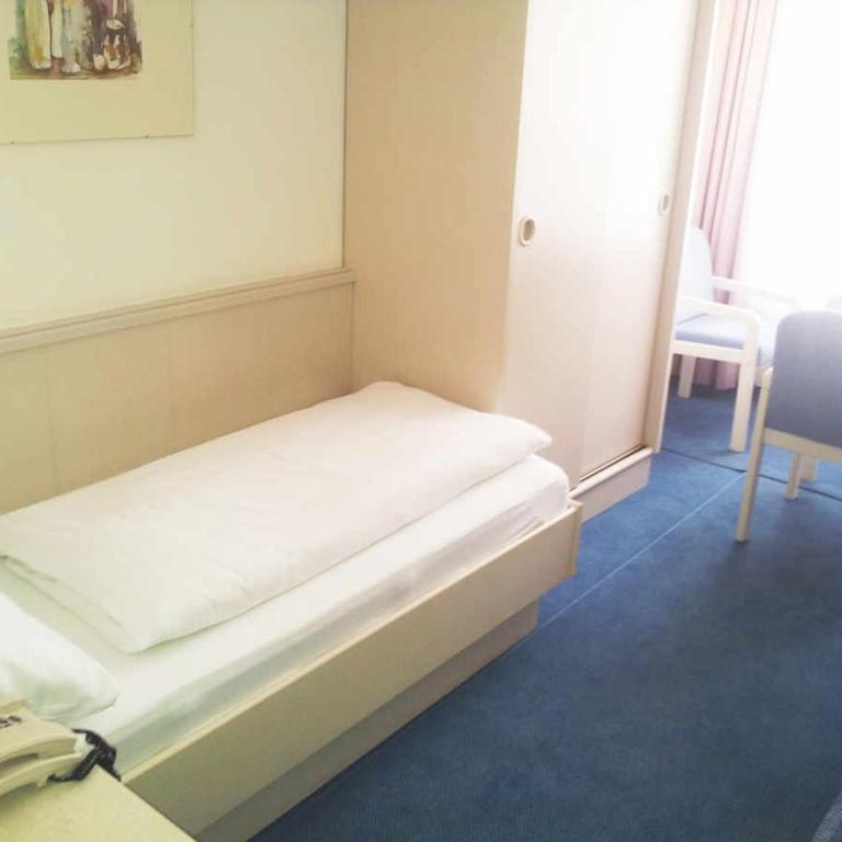 Hotel Goethehof - Einzelzimmer mit Dusche - 5