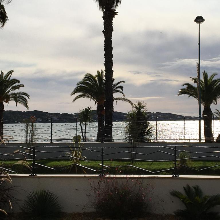 O FIL DE L'EAU BANDOL - App A05 - T3 avec Jardin et terrasse - Apartamento con vistas al mar - 32