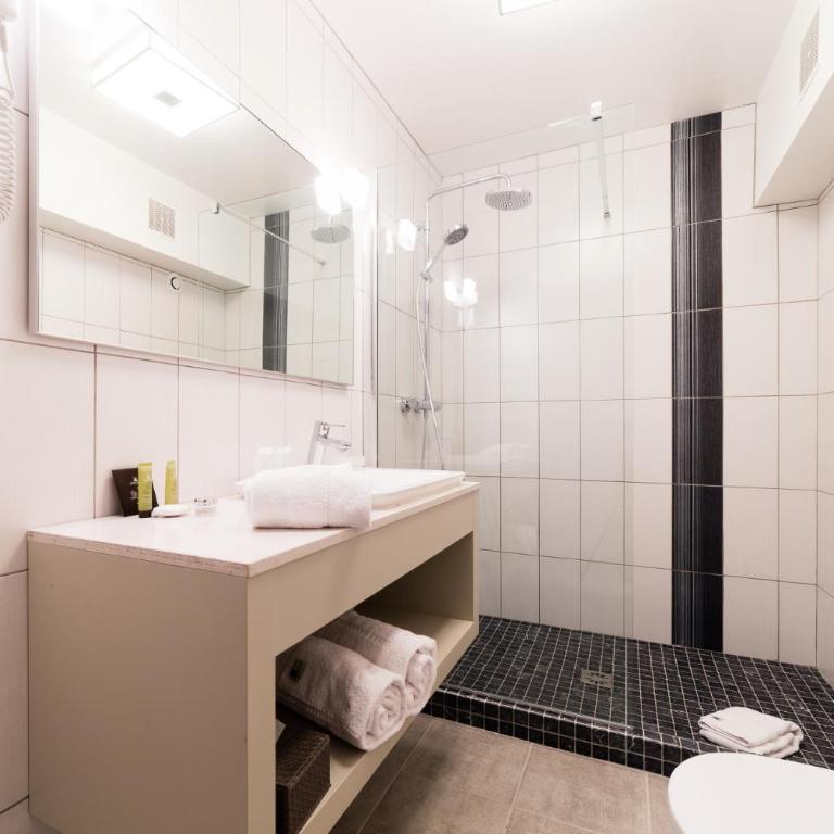 Hôtel Hélios - Chambre Double Classique - 1