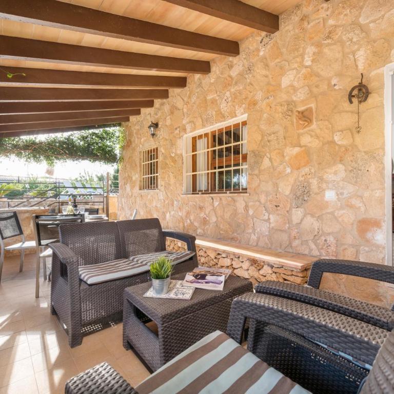 Villa Can Pau, pool and garden close to the beach - Villa de 3 dormitorios - 24
