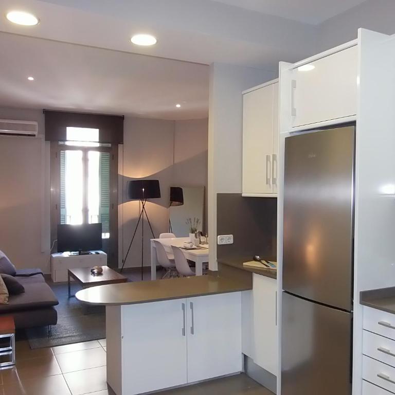 555 Apartments BCN - Two-Bedroom Apartment - 25