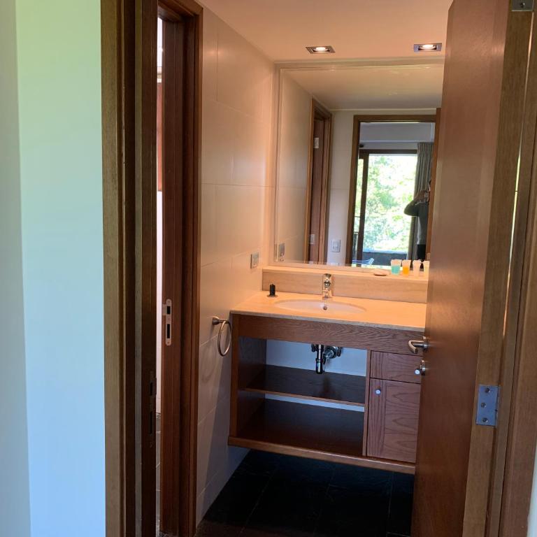 Hotel Playa Grande Suites - Suite with Lake View - 7