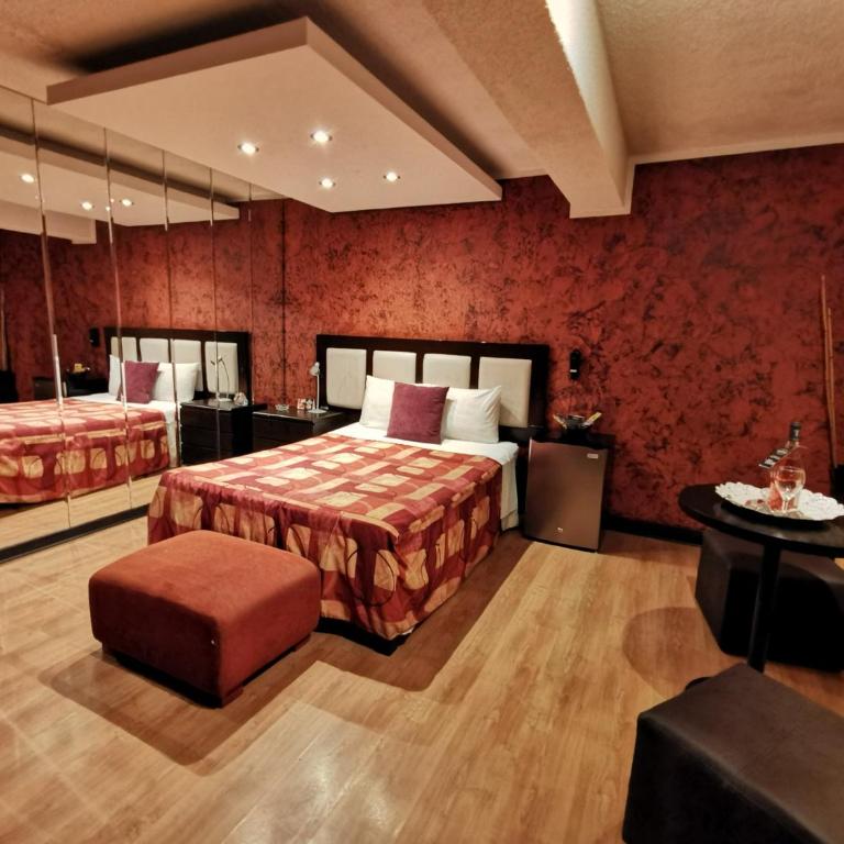 Fantasy Suites - Double Room - 2