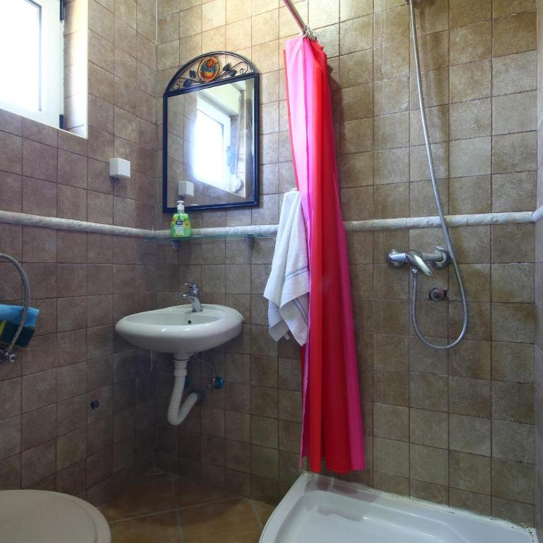 Lighthouse Apartments - Apartman s 2 Spavaće Sobe, Terasom i Pogledom na More (4 Odrasle Osobe) - 3