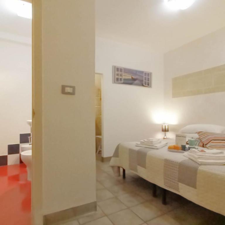 White Suite B&B - Camera Matrimoniale - 3