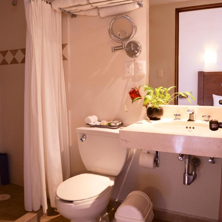 El Serafin Hotel Boutique - King Room - 12
