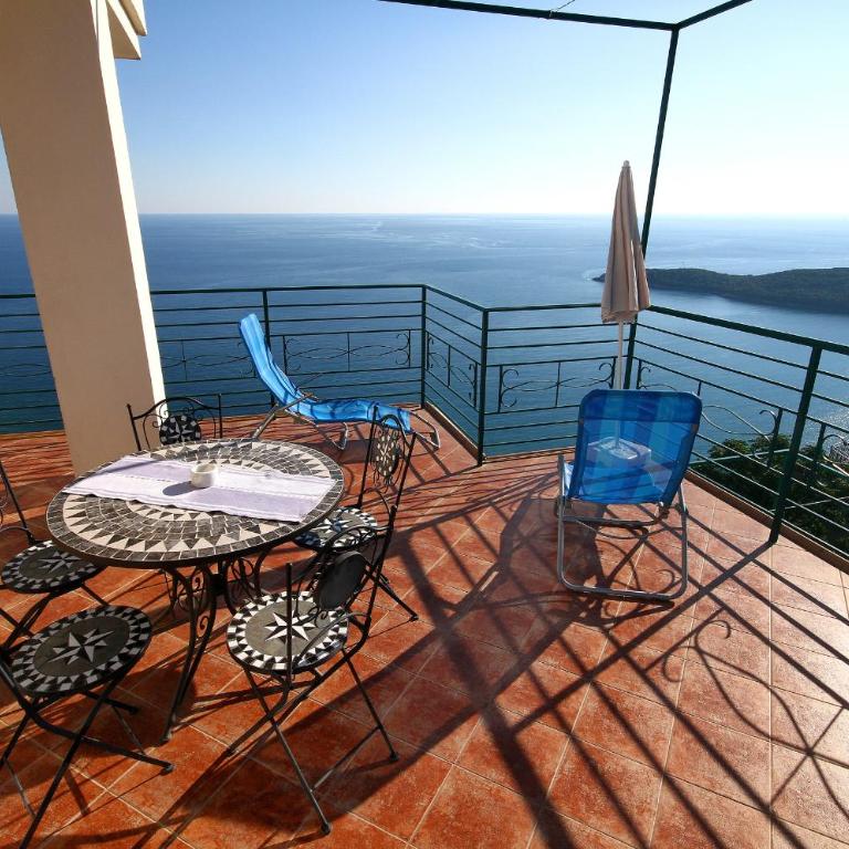 Lighthouse Apartments - Apartman s 2 Spavaće Sobe, Terasom i Pogledom na More (5 Odraslih Osoba) - 1