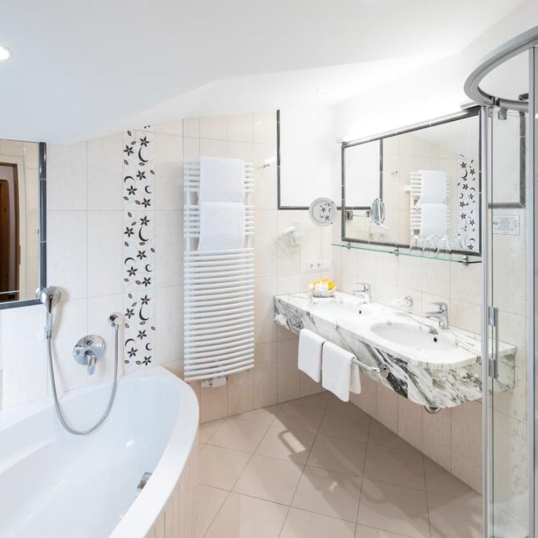 Hotel Alpenjuwel 4 Sterne Superior - Deluxe Doppelzimmer - 9