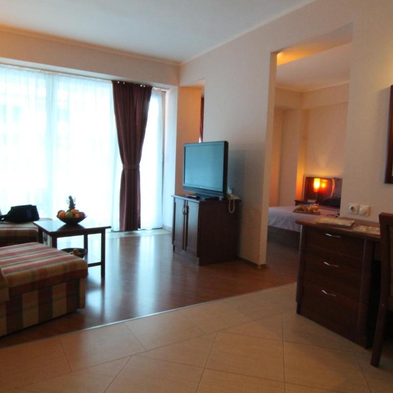 Accommodation Dolcino - Porodični Apartman Tipa "Suite" sa Balkonom - 10