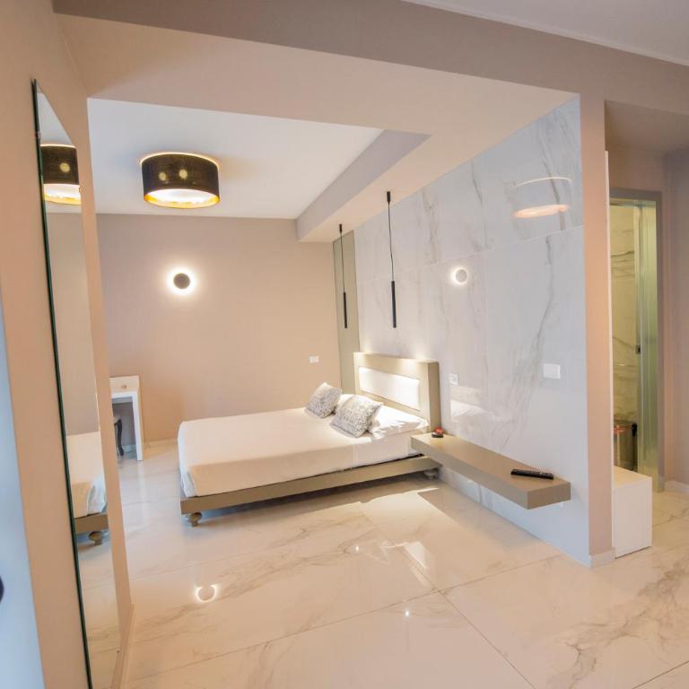 Milazzo Aeolian Sea Port B&B - Junior Suite Deluxe - 1