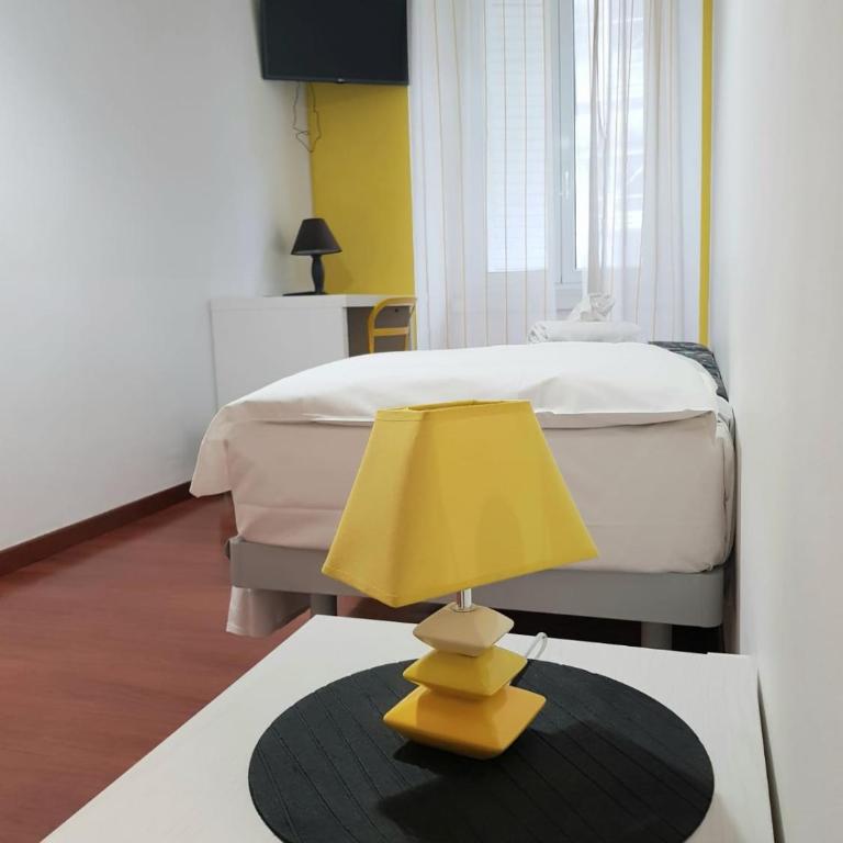 Smart Accomodation - Camera Singola Budget con Bagno in Comune - 2