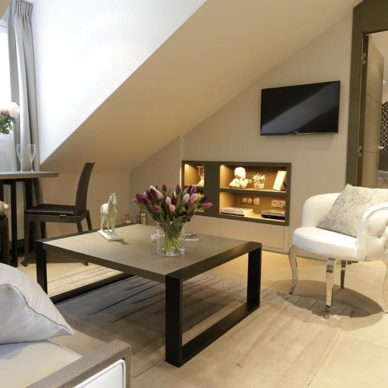 Hôtel Roi de Sicile - Rivoli - Suite Duplex Annexe - 4