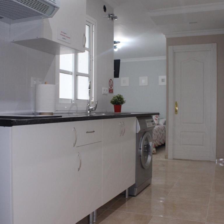 Nice and New Studio very close to the city center 2ºA - One-Bedroom Apartment - 15