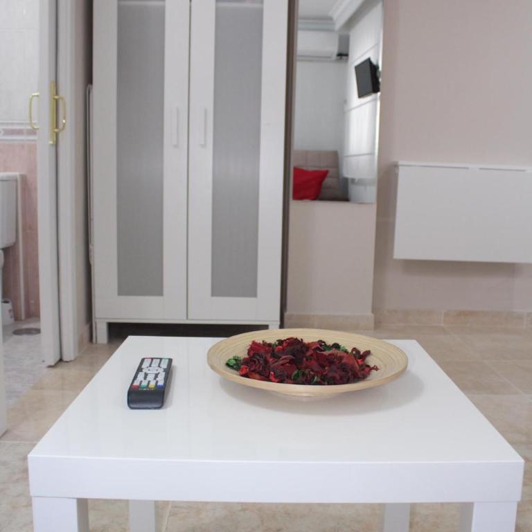 Nice and New Studio very close to the city center 2ºA - One-Bedroom Apartment - 7