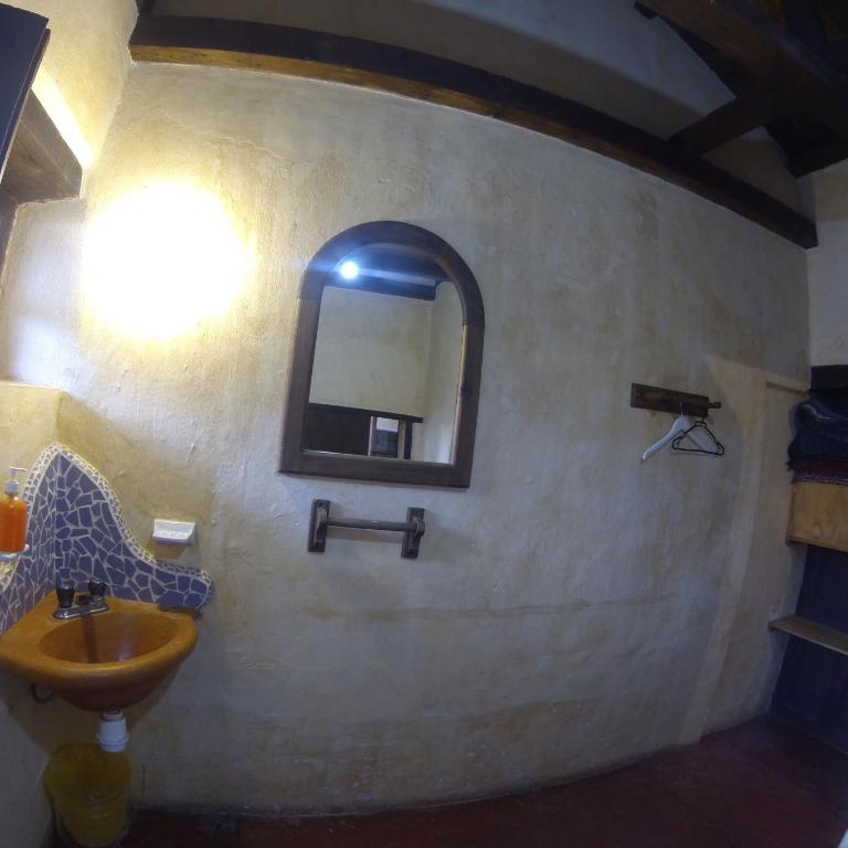 Posada del Abuelito (Hostel) - Double Room with Private Bathroom - 8