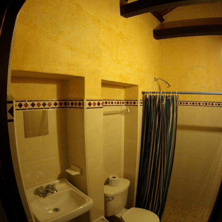 Posada del Abuelito (Hostel) - Double Room with Private Bathroom - 10