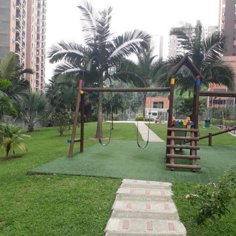 Hermoso y acogedor apartamento en Belén Rodeo Alto - Two-Bedroom Apartment - 10